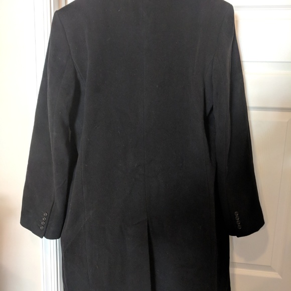 Men's Cashmere and Wool Coat - Picture 7 of 8